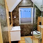 Na Rowni Z Jacuzzi *