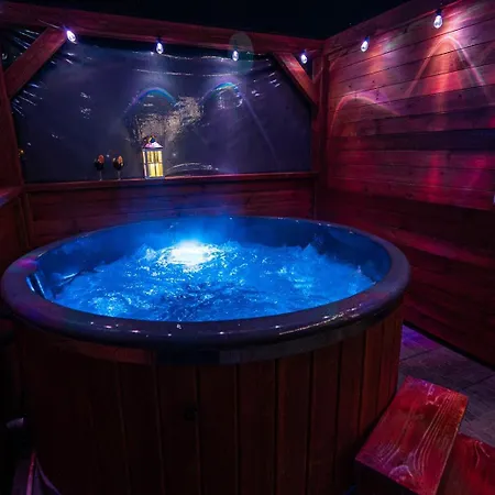 Na Rowni Z Jacuzzi